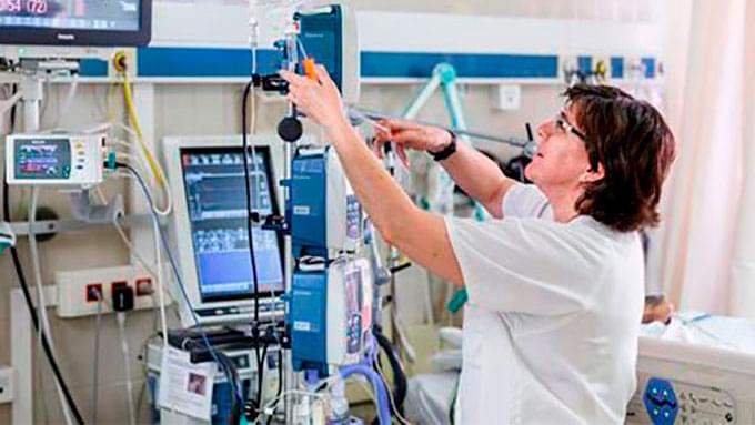 Diplomado en Salud en cuidados intensivos UCI